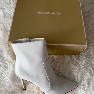 Michael Kors Ivory Heeled Boots